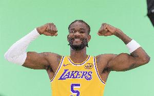 看起有点用！艾顿：队友们赛前为了让我进入状态会试图激怒我