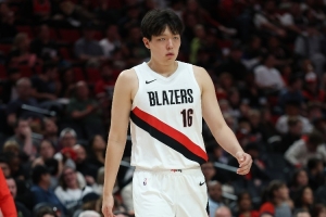 解说：过度关注小杨私生活的人那就是私生饭 明朝覆灭怪陈圆圆？