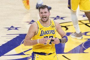 东契奇：再次得分40+感觉很好 如果我们赢球 我感觉更好