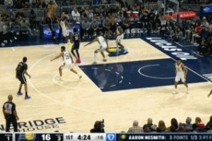 外线有谱！首节8分钟小迈克尔-波特三分3中3独得11分