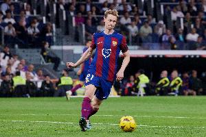 德容：我们目前不是欧洲最好的球队，没赢得欧冠并且丢球太多了