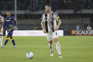 库普梅纳斯：我在后卫位置感觉很舒服，能够为球队做出贡献