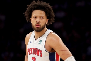 东部第1！解说：康宁汉姆的进步肉眼可见 领袖气质越来越明显