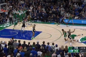 雄鹿VS独行侠裁判报告：有四次漏判 库兹马拉弗拉格球衣是犯规