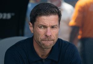 安帅：阿隆索带队的成绩已非常出色，我没法给他具体建议