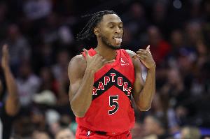 高效表现！奎克利半场6中5拿到13分1板5助 正负值+13