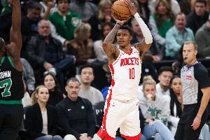 你来我往！夏普隔扣 小史密斯立马远投回应