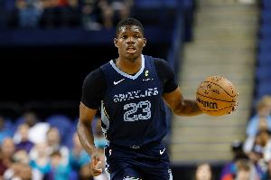 追梦：科沃德比同年龄小卡投射更好 勤加训练他能成为健康版小卡